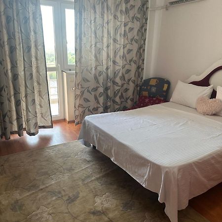 Appartement Marcy Apartament à Bucarest Extérieur photo